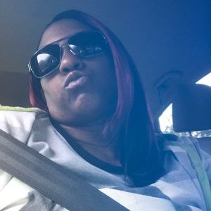 Meet your Posher, Ursula