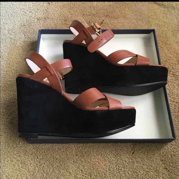 Pour La Victoire Wedge shoes - Picture 2 of 3