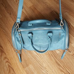 VEGAN LEATHER Urban expressions