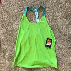 Nike workout top