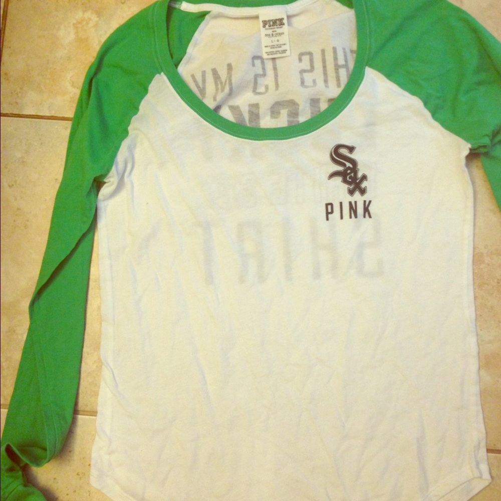 🍀🍀Pink large Lucky White Sox Shirt🍀🍀