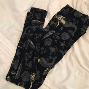 ***UNICORN- Mermaid OS Lularoe leggings.