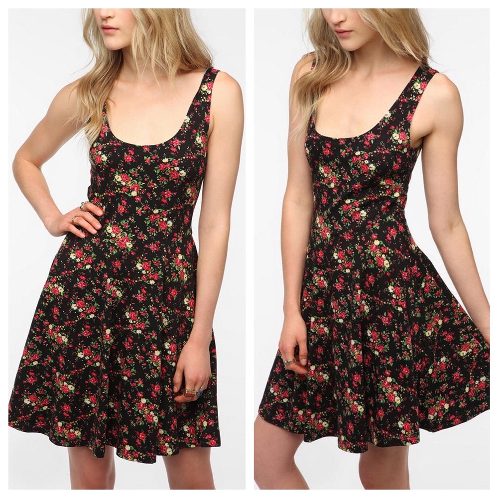 Sparkle & Fade Knit Grunge Floral Skater Dress