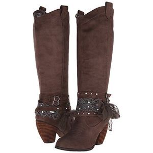 Not Rated women's lush (taupe) winter boot Size 7