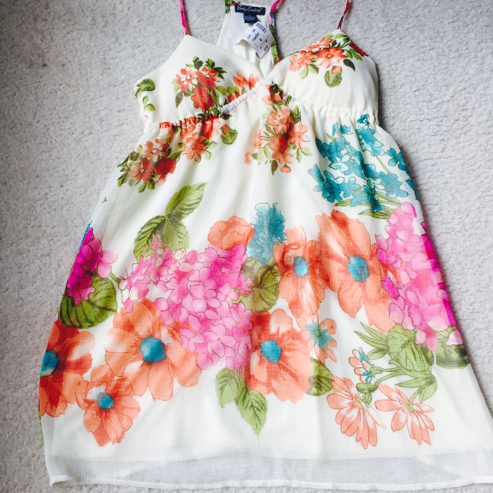 Women Spaghetti strap midi dress . - Picture 2 of 4