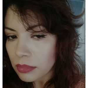 Meet your Posher, Priscilla