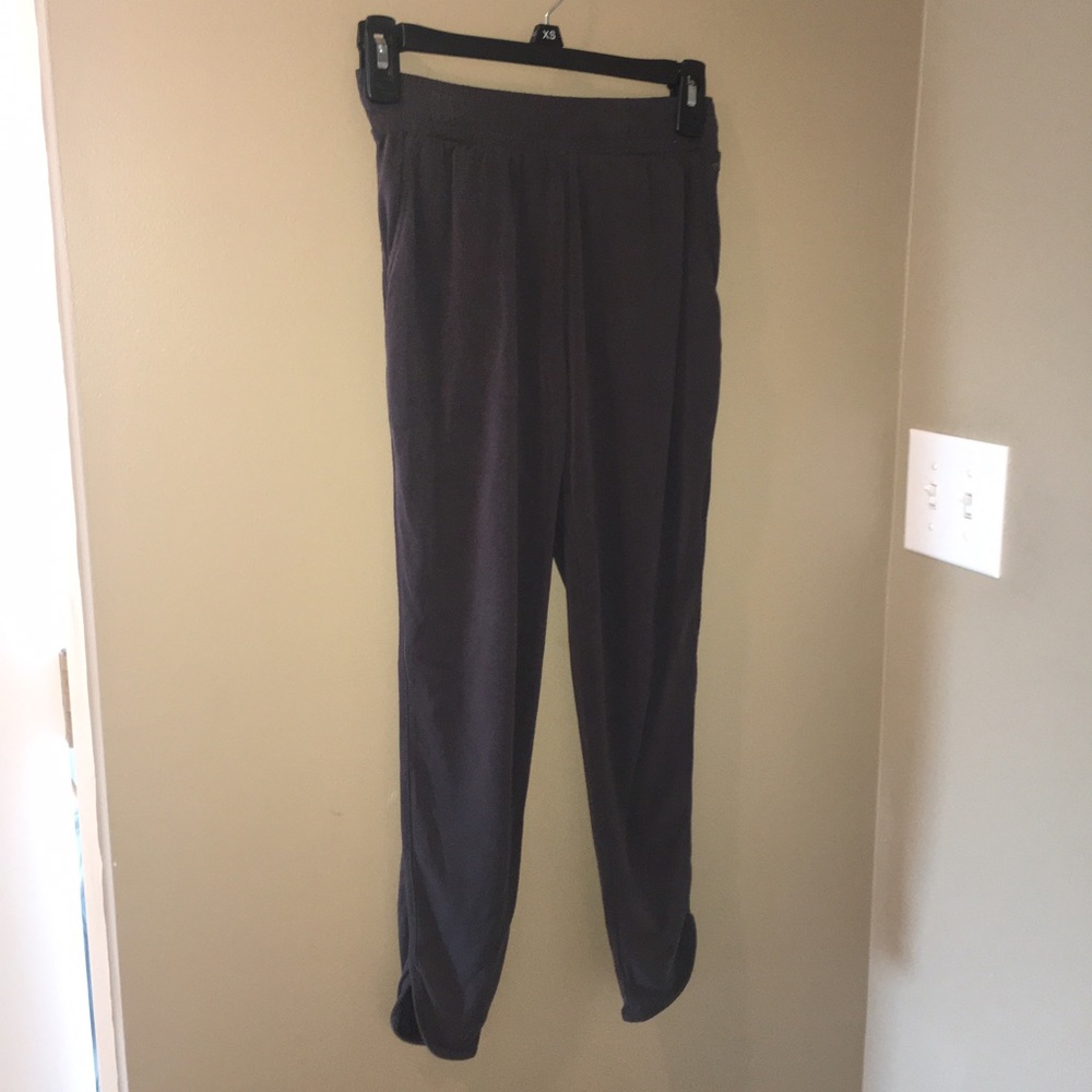 NWOT Navy Charcoal American Eagle Joggers