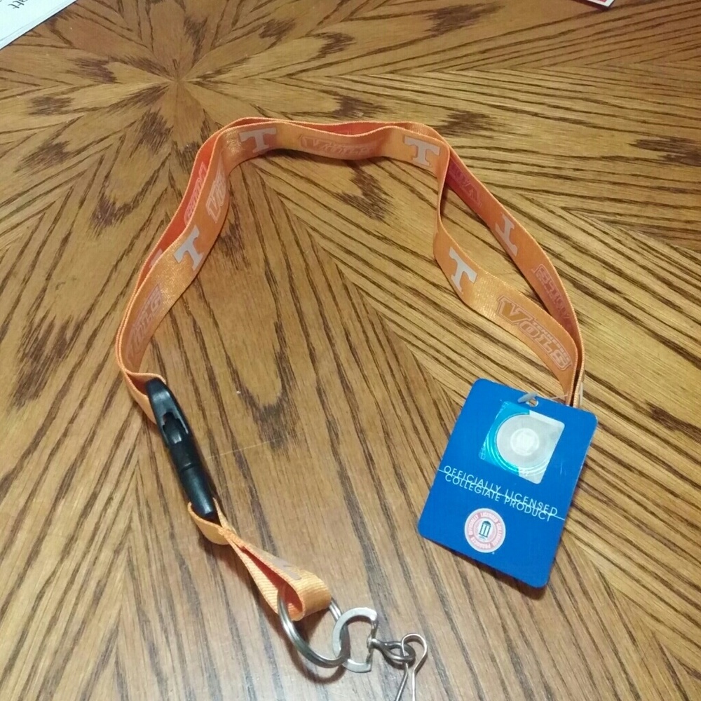 NEW Tennessee Vols lanyard