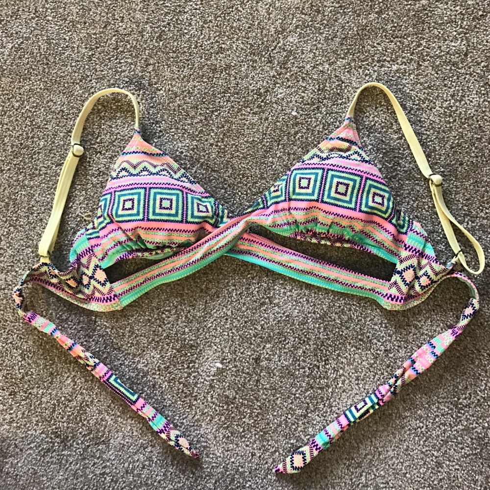 Bathing suit top