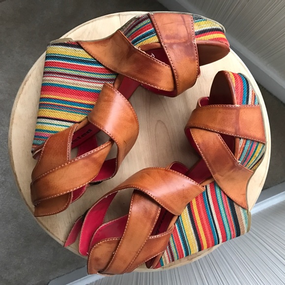 Unlisted Shoes - Colorful wedges
