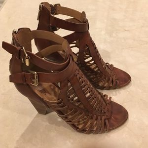 Belle shoes!!! Amazing!!! Sold out everywhere!!!