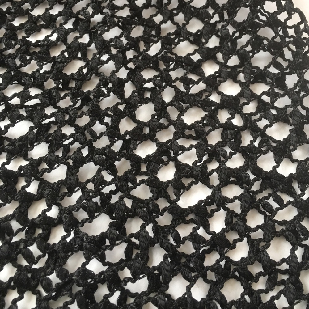 Authentic NWTGiorgio Armani scarf - Picture 4 of 4