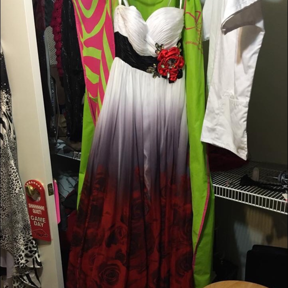 Tony Bowls Evenings gown