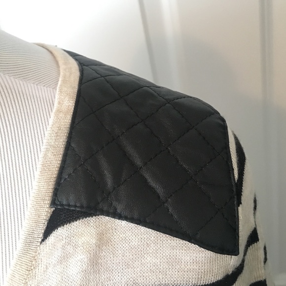 Striped Top - Picture 3 of 3