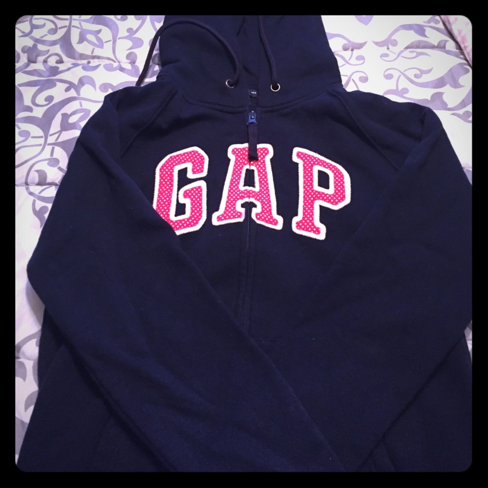 Gap Hoodie in Excellent Condition!