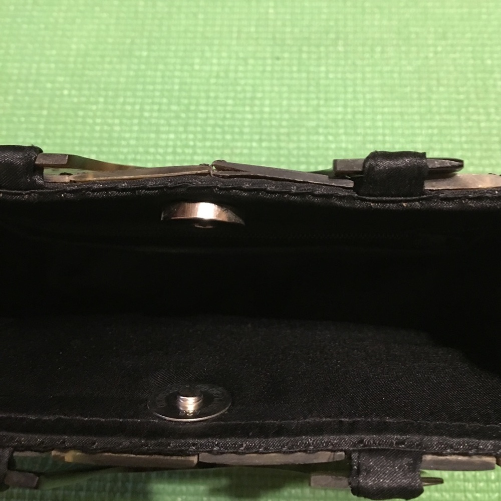 Purse - Picture 4 of 4