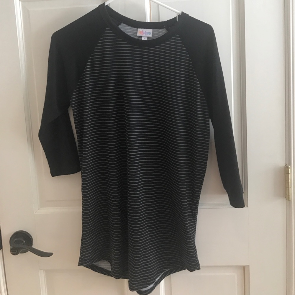 EUC medium black/grey Randy