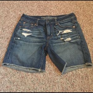 American eagle size 2 midi shorts