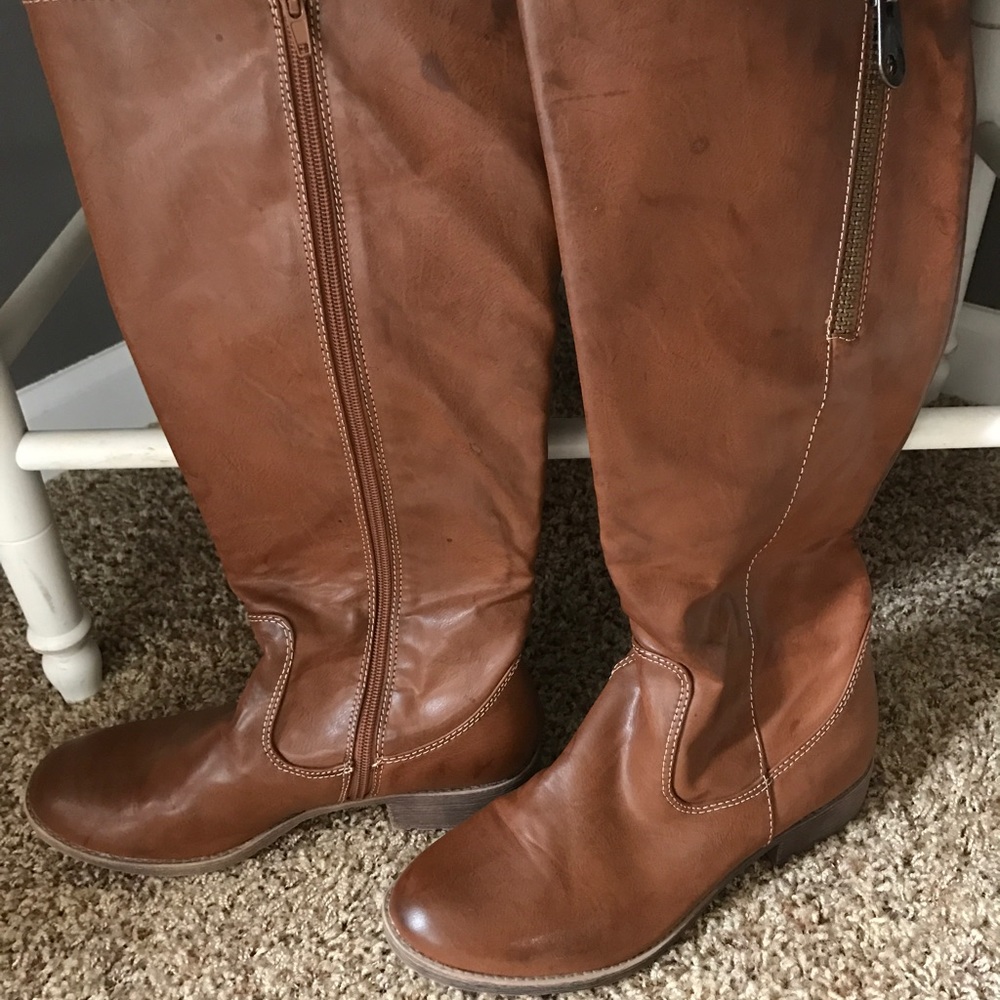 MIA brown leather boots