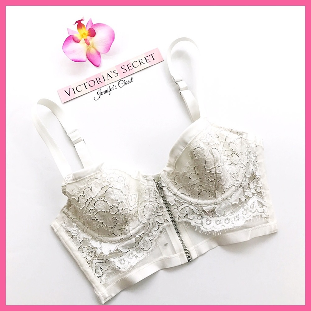 🎉HP •Victoria's Secret• Front zip up Lined Demi - Picture 2 of 3