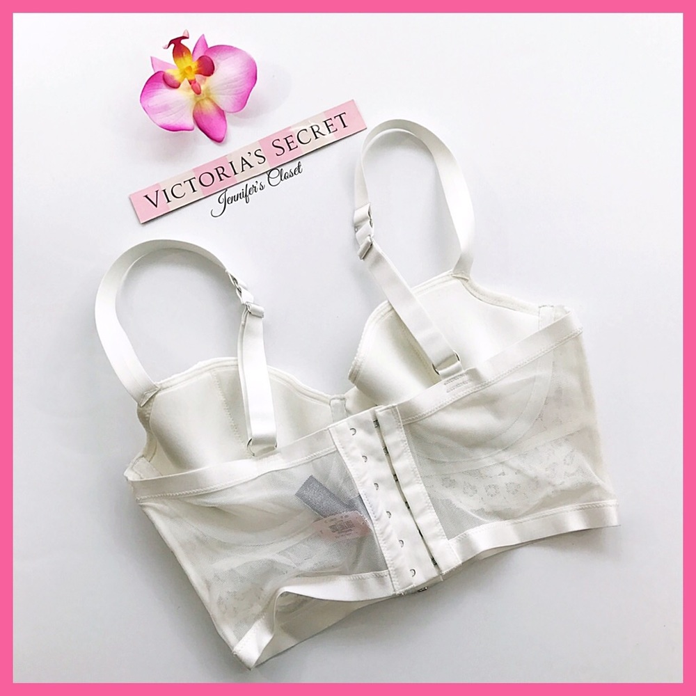 🎉HP •Victoria's Secret• Front zip up Lined Demi - Picture 3 of 3