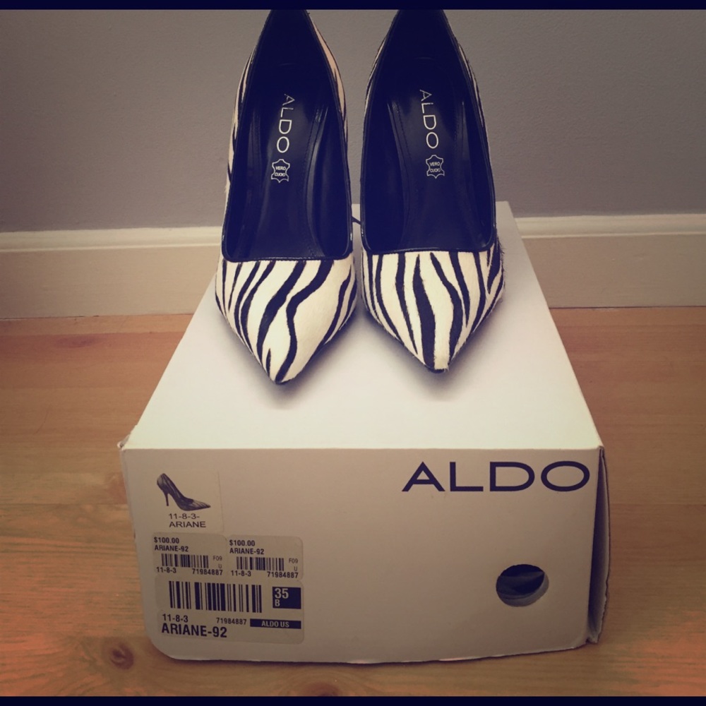 Brand new. Never worn.