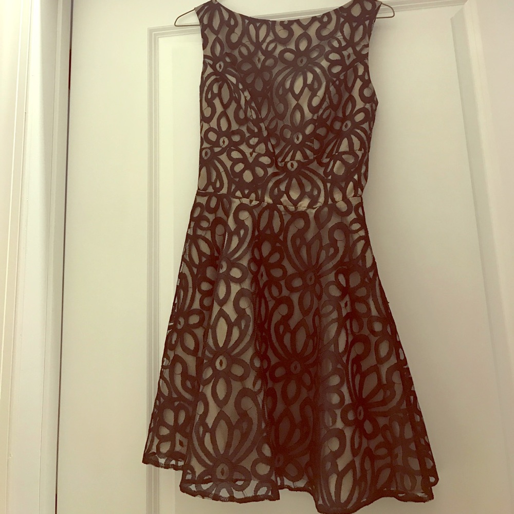 ASOS BLACK AND TAN OPEN BACK DRESS! Size 4