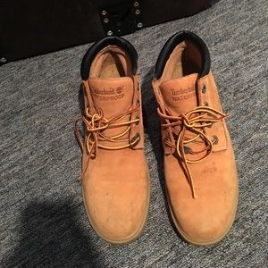 Women's short timberland boots