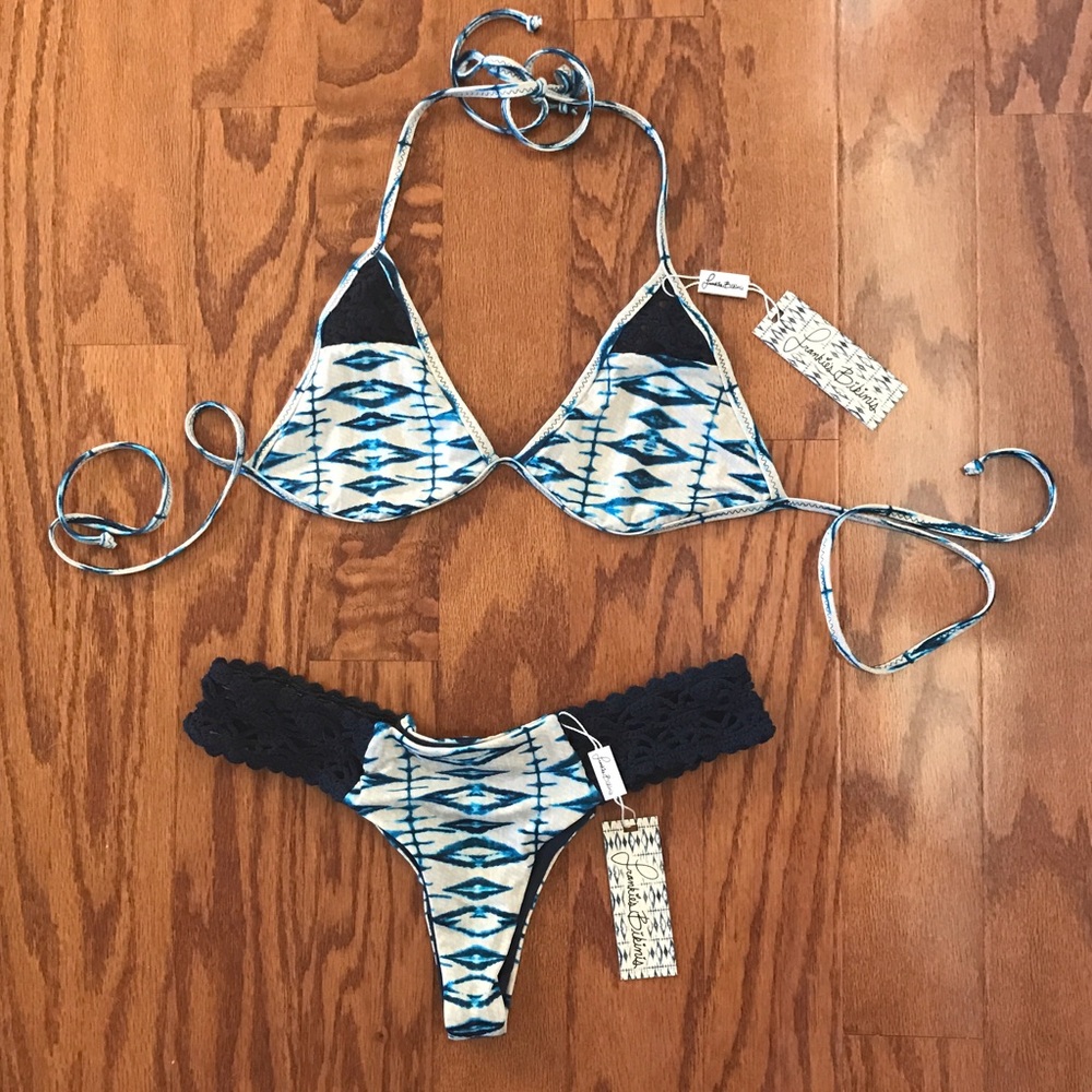 NWT FRANKIES BIKINIS TANNER TOP IN SHIBORI Medium