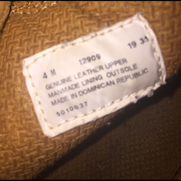 Authentic TimberLands Good Condition - Picture 5 of 5
