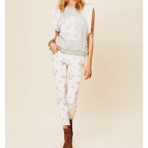 Free People adorable floral skinny jeans