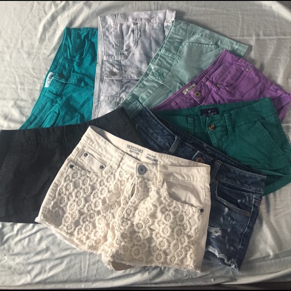 8 PAIRS OF AMERICAN EAGLE, MOSSIMO, AERO SHORTS