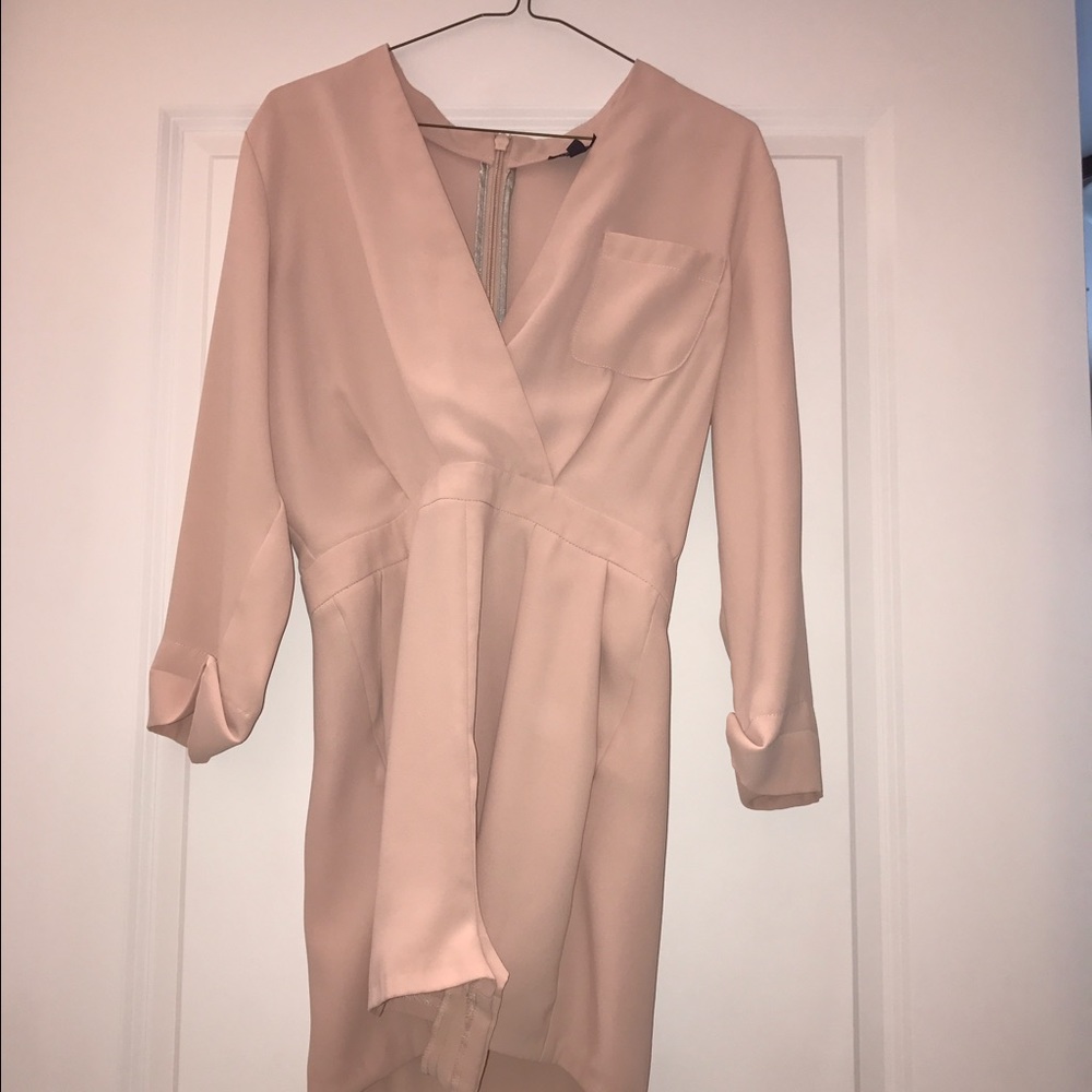 TOPSHOP long sleeve light pink romper!! Size 6!