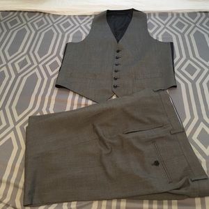 Tommy hilfiger men suit