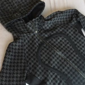 Lulu lemon sweatshirt