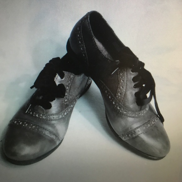 Born Shoes - Born leather oxfords size 6.5 gray and black