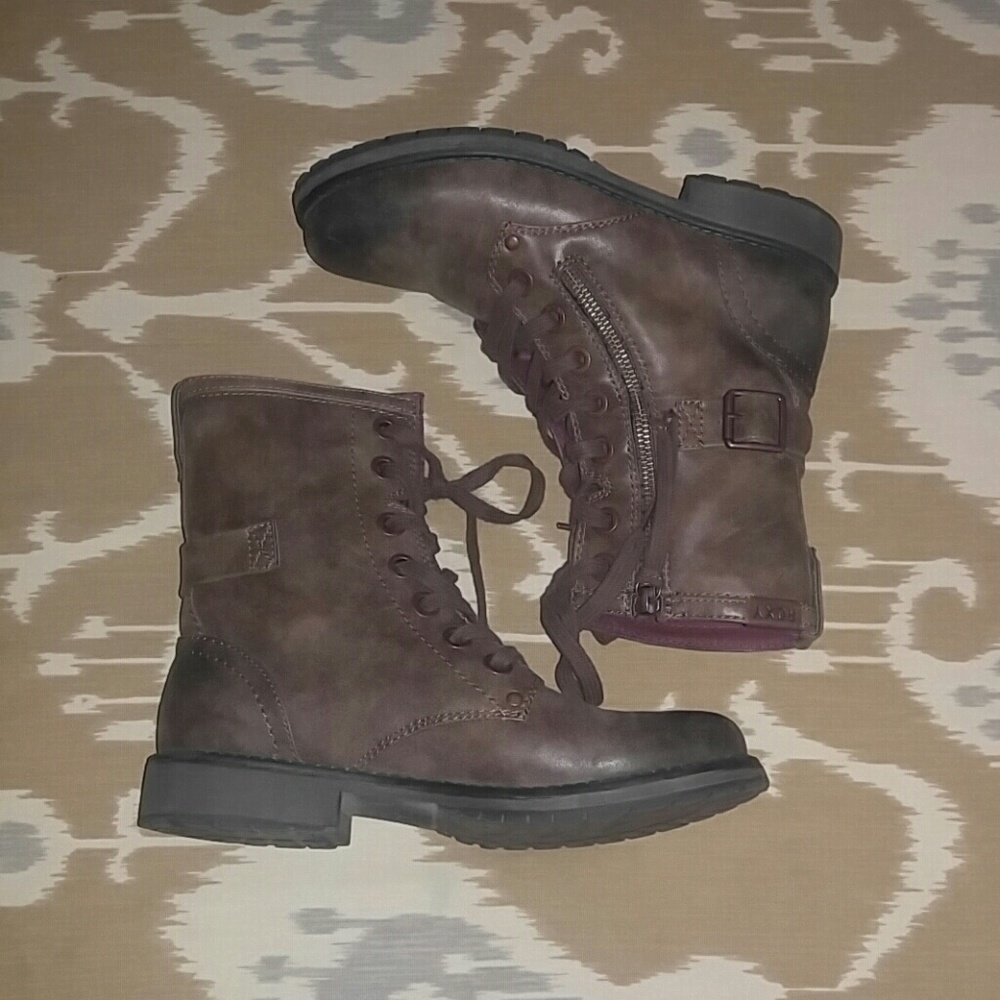 ✨Sale✨Roxy Combat Boots