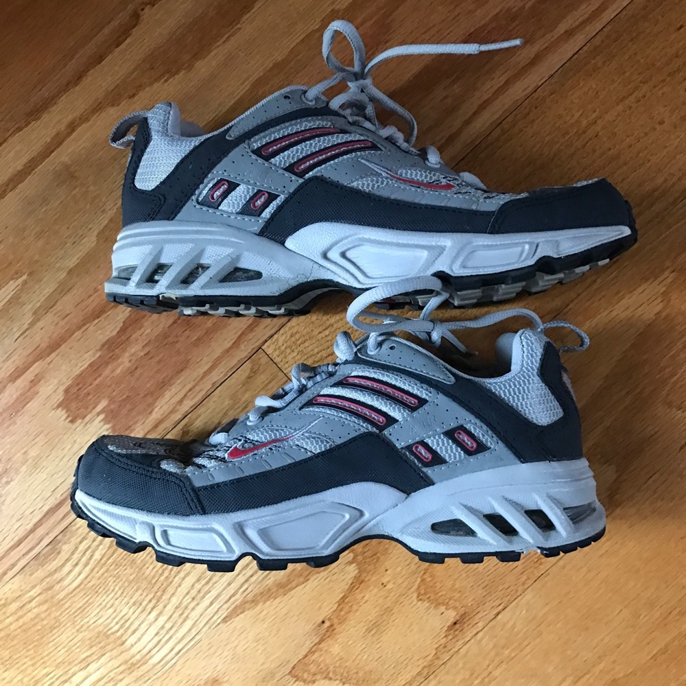 Women's Nike Air Trail Sneakers