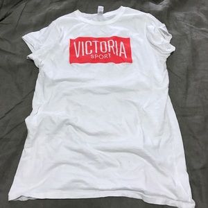Victoria Sport white tee