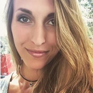 Meet your Posher, Hillary