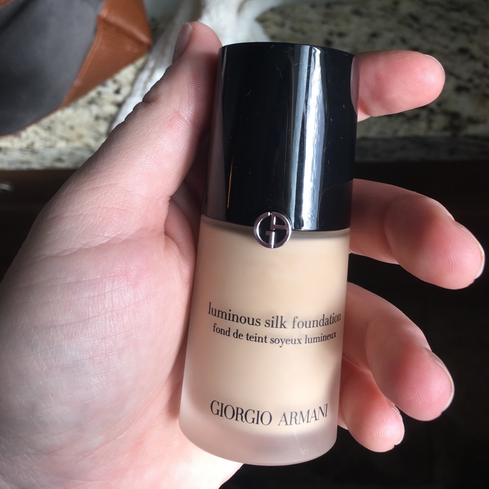 Giorgio Armani Luminous Silk Foundation