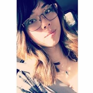 Meet your Posher, Mia