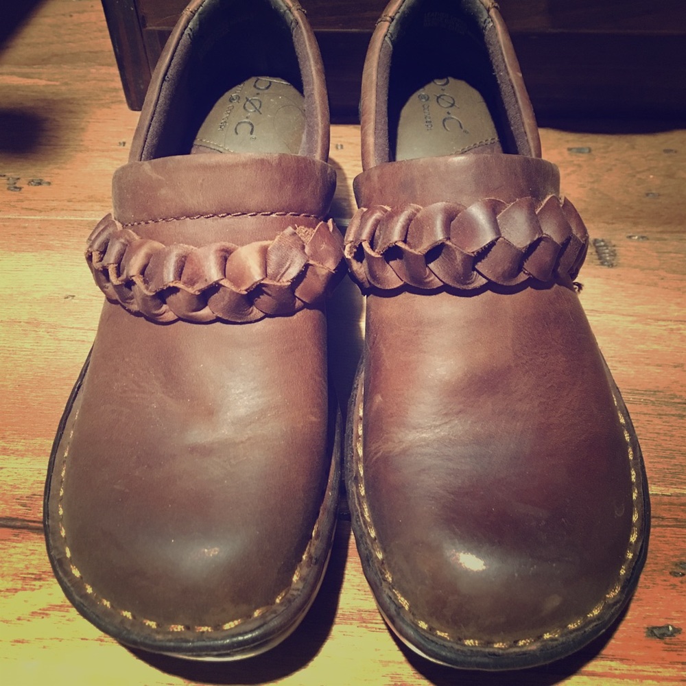 nursing clogs