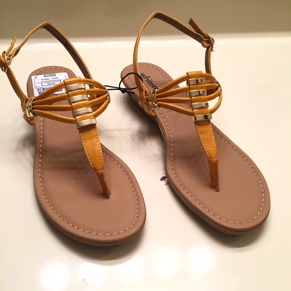 💋FINAL SALE💋 New [White Mountain] yellow sandals - Picture 2 of 7