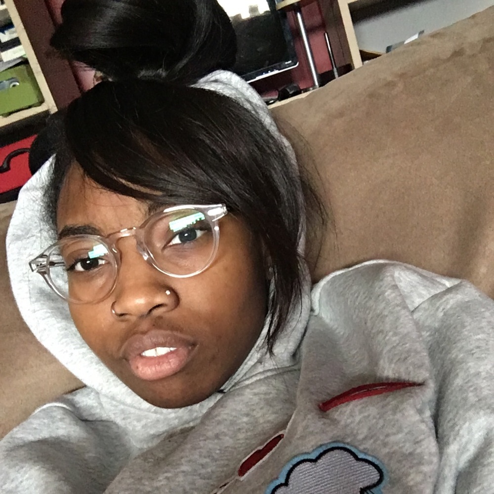 Meet your Posher, Briana