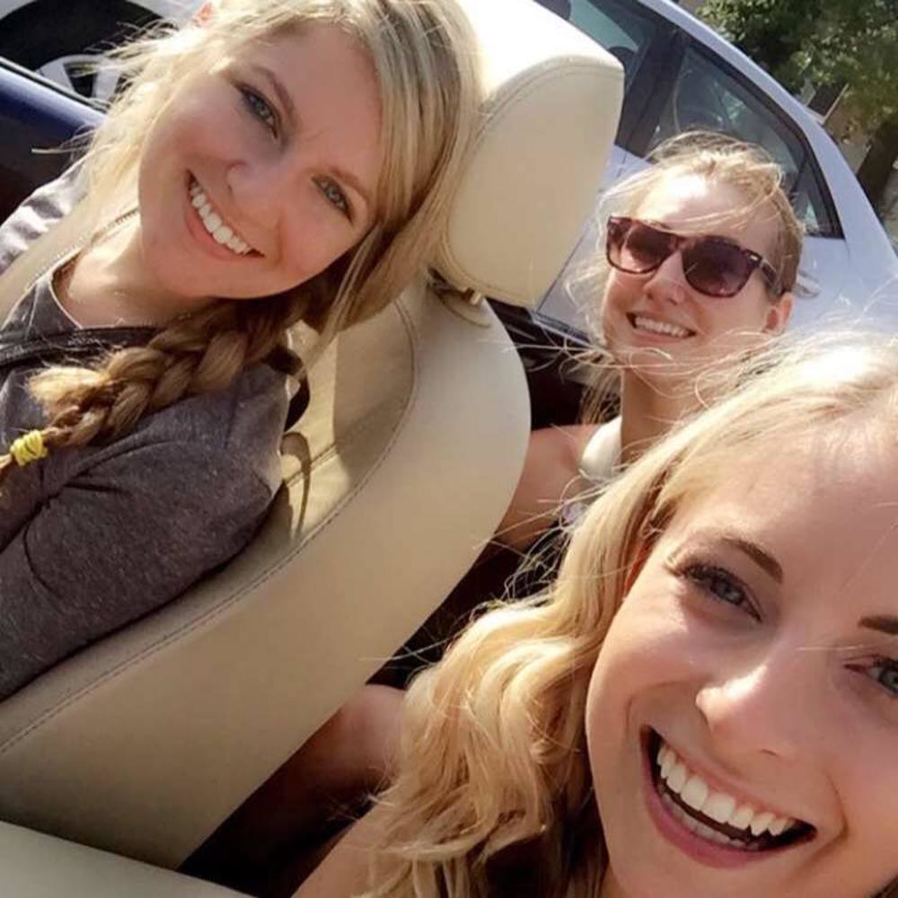 Meet your Posher, Emily