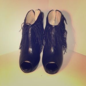 Boutique 9 Leather heels in black