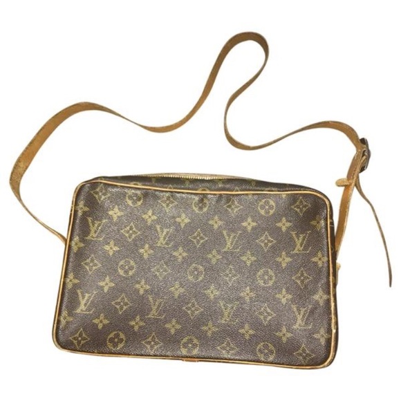 Louis Vuitton Handbags - Authentic Louis Vuitton Rare Vintage Crossbody