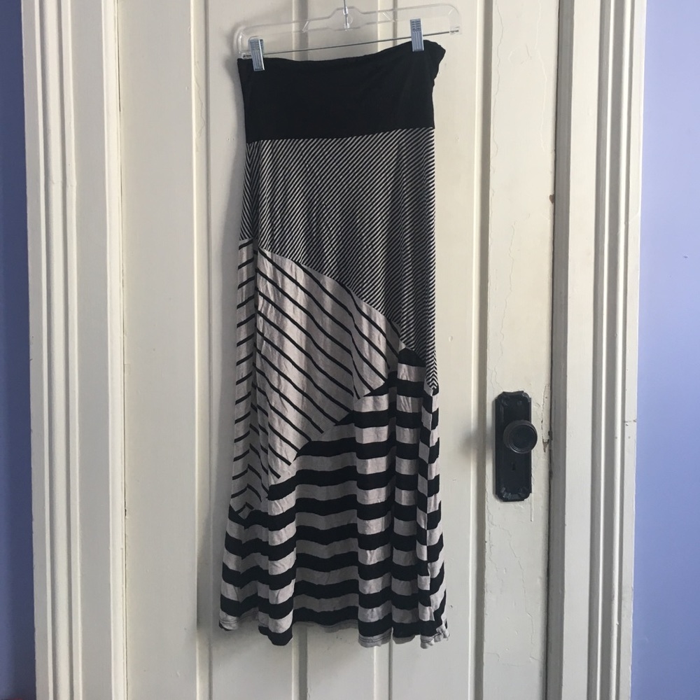 Asymmetrical maxi skirt