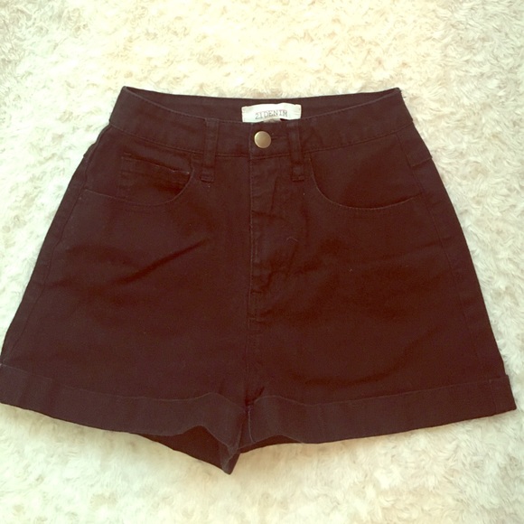 High Rise Shorts - Picture 1 of 4